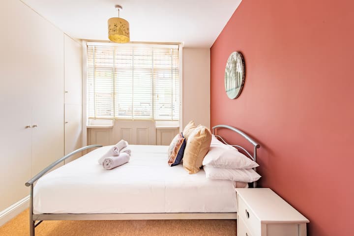 Modern York Terrace Apartment 2 | Central |Unthank - 諾里奇