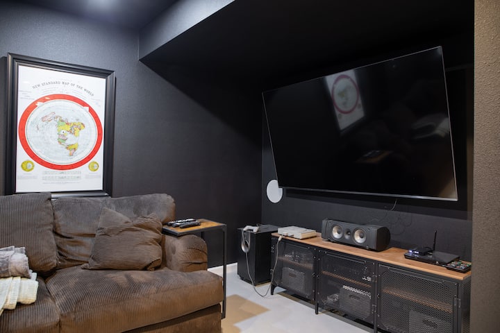 Mins To Seattle |
Sleeps 8, All The Amenities - ケント, WA