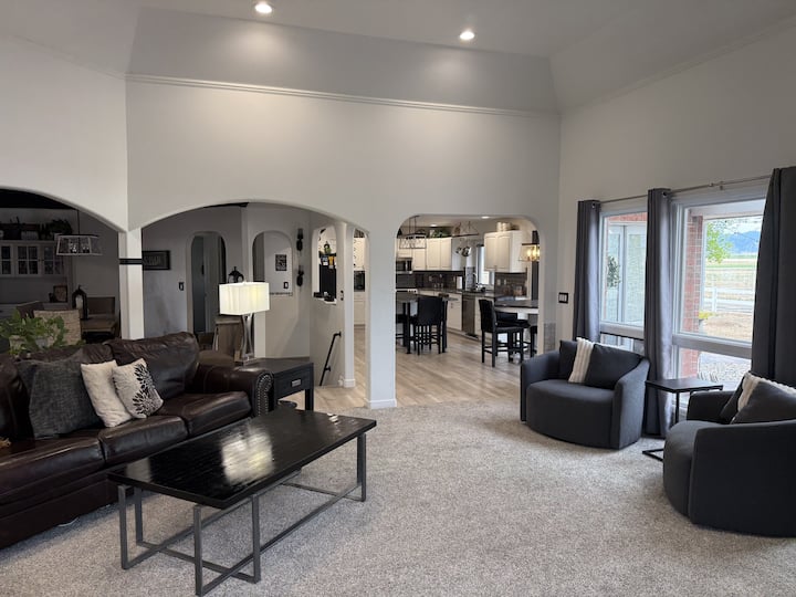 Sundance & Chill At Unique Boulder Estate - Longmont, CO