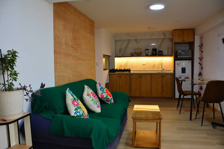 Departamento Para Dos O Tres Personas. Cama King. - Cusco
