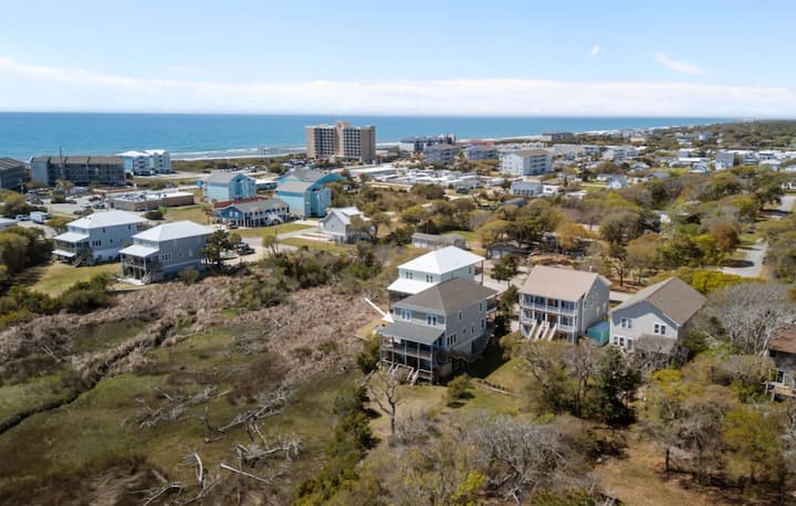 The Marsh House | Waterfront Retreat Walk To Beach - Atlantic Beach, NC