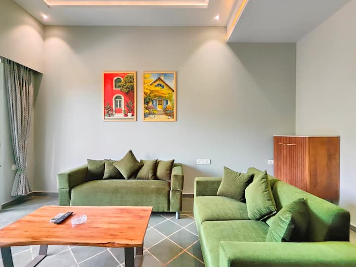 Living room image 4