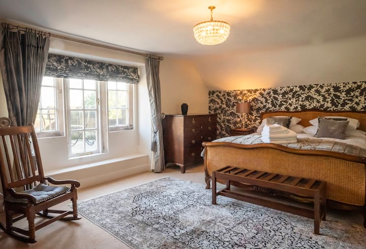 Family Deluxe At Florence Nightingale Suites - Belper