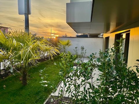 Top Airbnb: Garden | Luxury | Legrand in Liesing