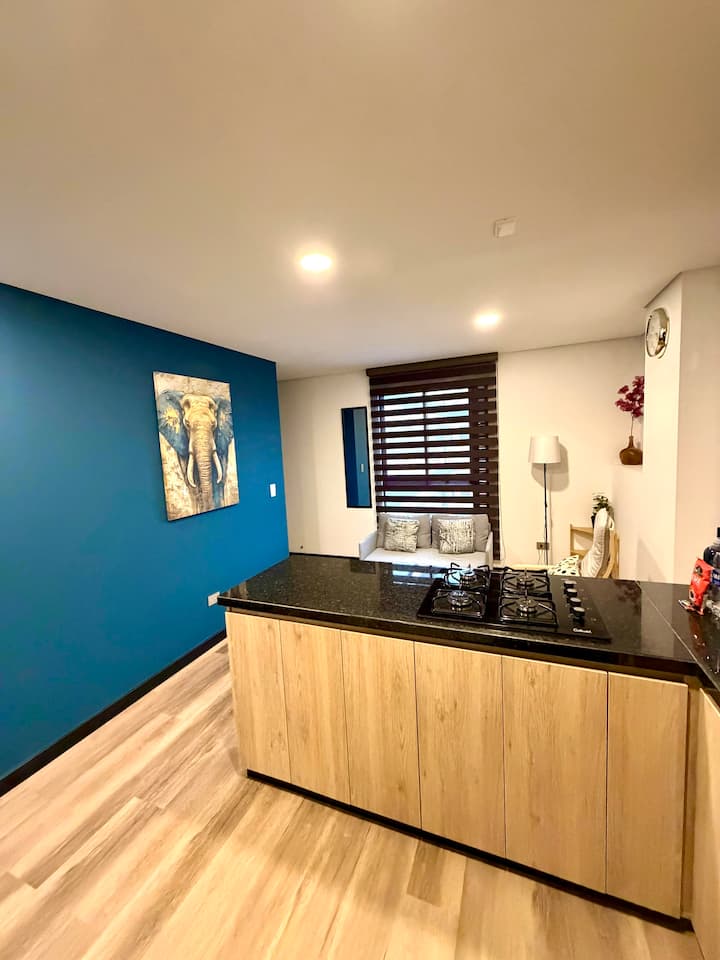 New Luxury Bright Designer Loft With Smart Tv - Bogotá