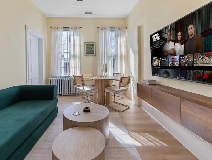 Old Town Alexandria 2br | Walk To Shops & Dining - Alexandria, VA
