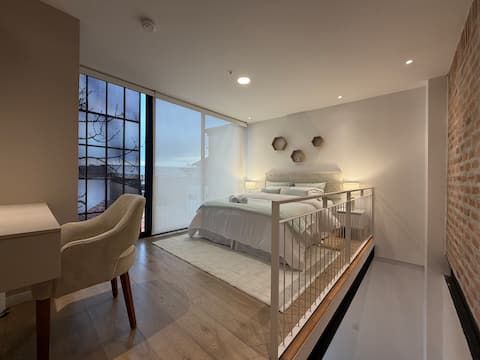 Modern and Elegant Loft in the Heart of Cuenca