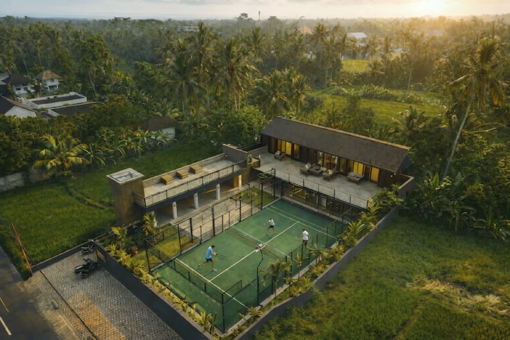 Luxury 6 Bedroom Villa With Private Padel Court - Ubud