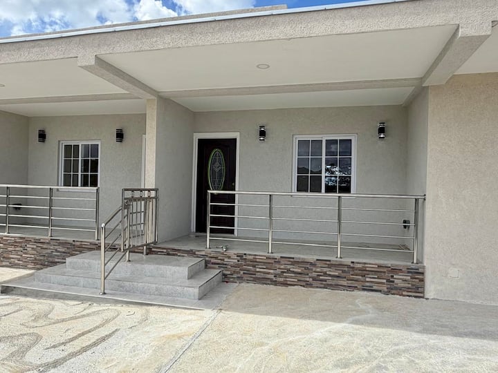 *Careffe Gardens Breezy Hilltop Villa 2* - Rodney Bay