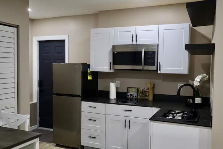 Villaluna - A Brand New Studio! - Royal Palm Beach, FL