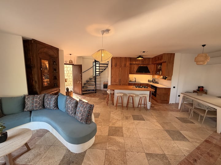 Private Pool, Roof Terrace, Bbq Area & Garden - Turkey