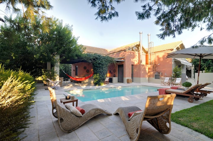 Beautiful Beachside Homes | Grape House - Cephalonia