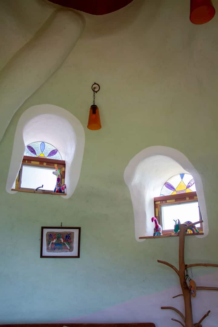 夕日を望むペットと泊まれる土の宿「グリグリの家」 - 熊本市