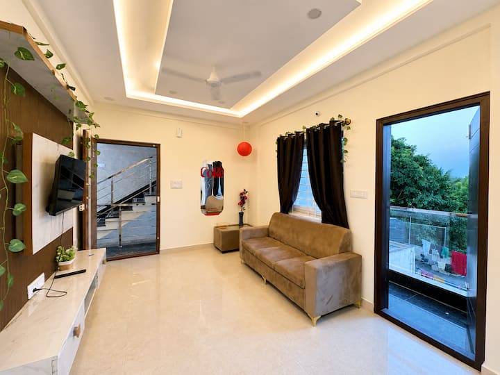 Urban Jungle Retreat- Koramangla/ Hsr - Bengaluru