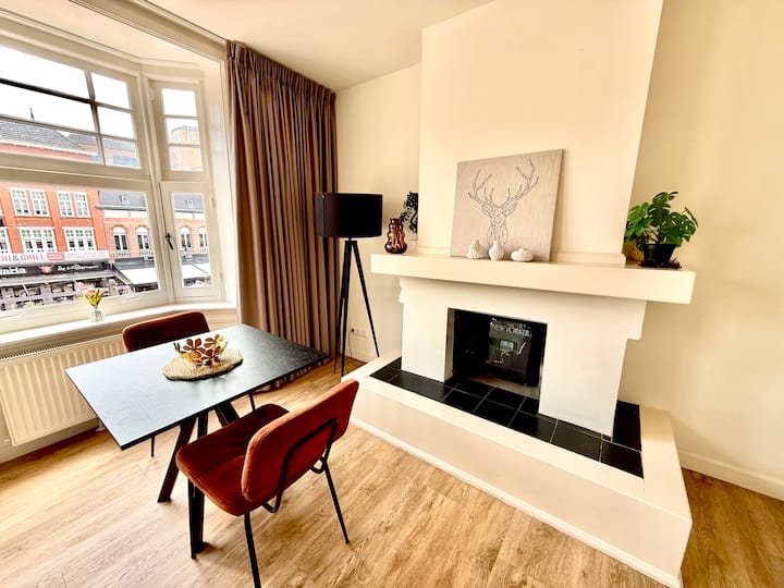 Gerenoveerd Appartement Op De Markt In Eindhoven - Eindhoven