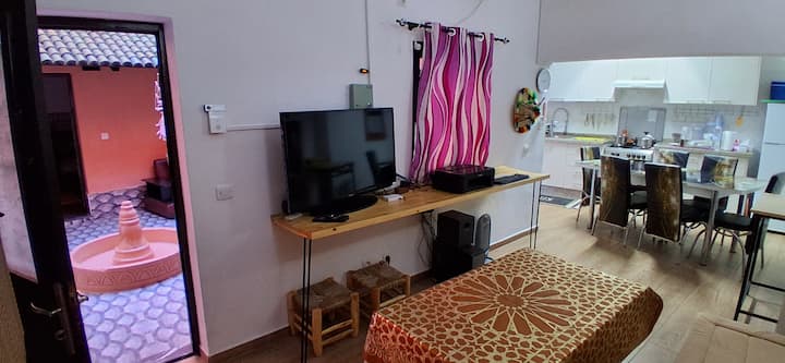 Alsacien Loue Riad Avec Terrasse à Ouarzazate - 와르자자트
