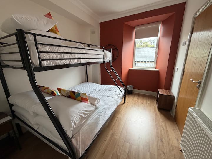 Westport Rooms - Triple Bunkbed Room - Room 2 - Westport, Ireland
