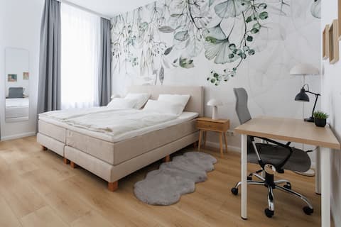 Erfolgreiche Airbnb-Immobilie: Stylish Studio with Charm | U-Bahn 3 min | Wi-Fi 200 Mbps in Rudolfsheim Fünfhaus