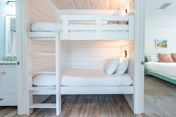 Aangepast stapelbed op de 2e verdieping