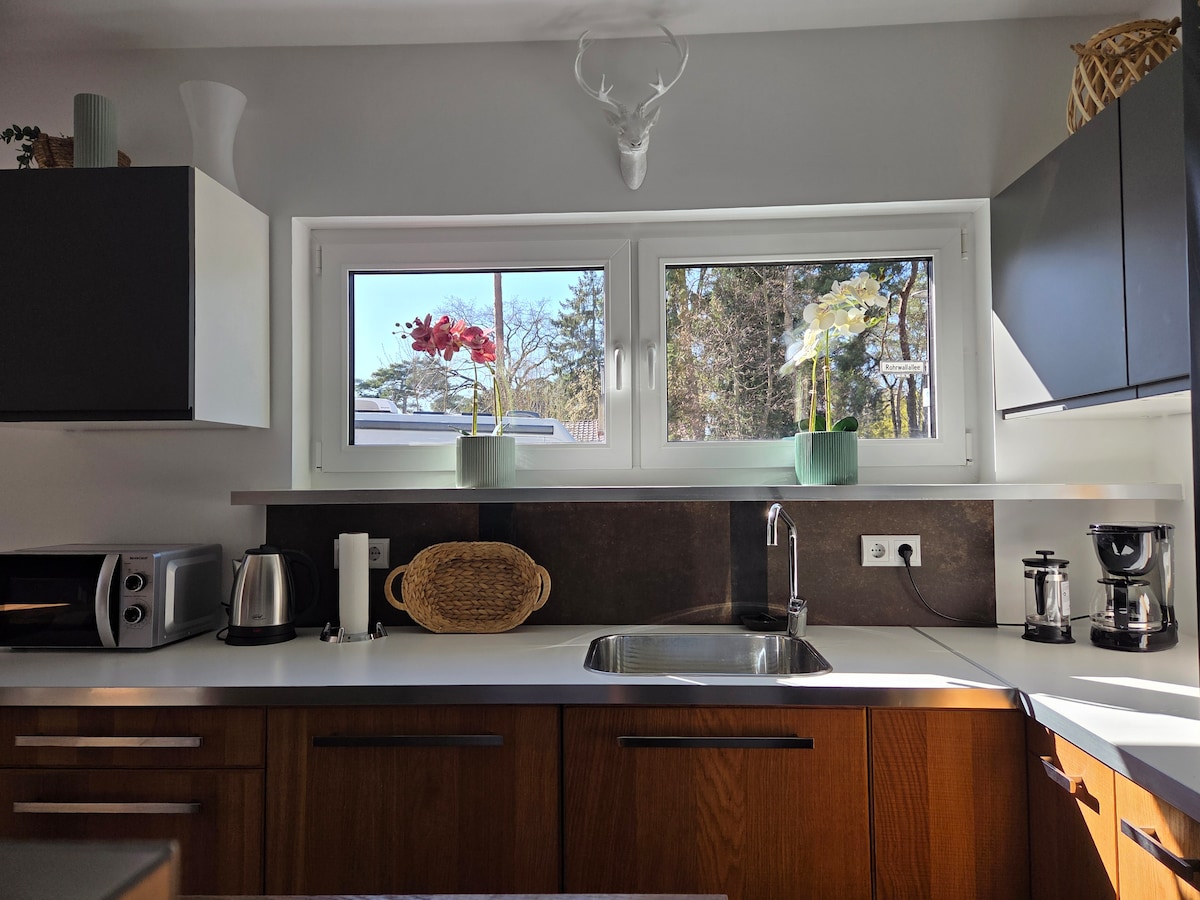 Stylish, Family Friendly, Terrace, Next to the Water