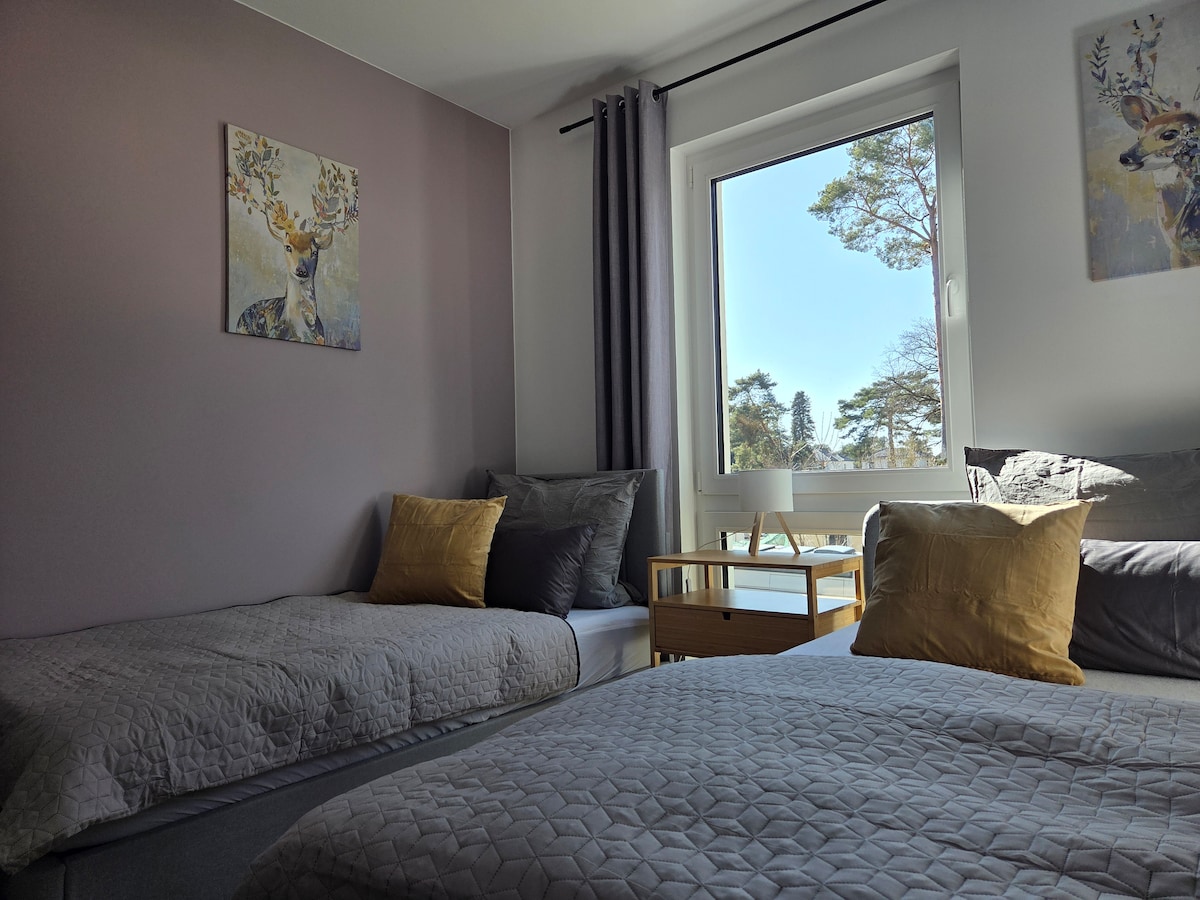 Stylish, Family Friendly, Terrace, Next to the Water