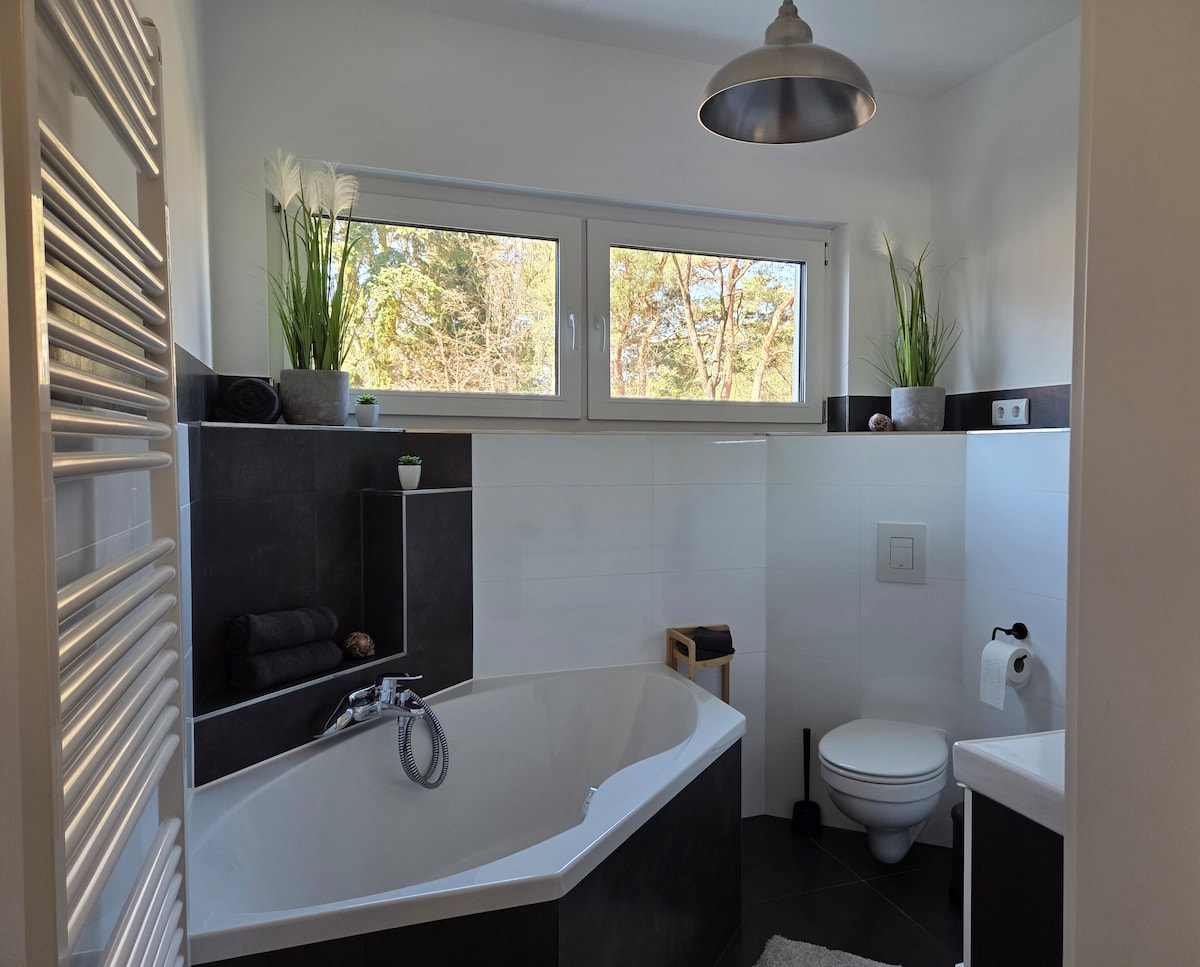 Stylish, Family Friendly, Terrace, Next to the Water