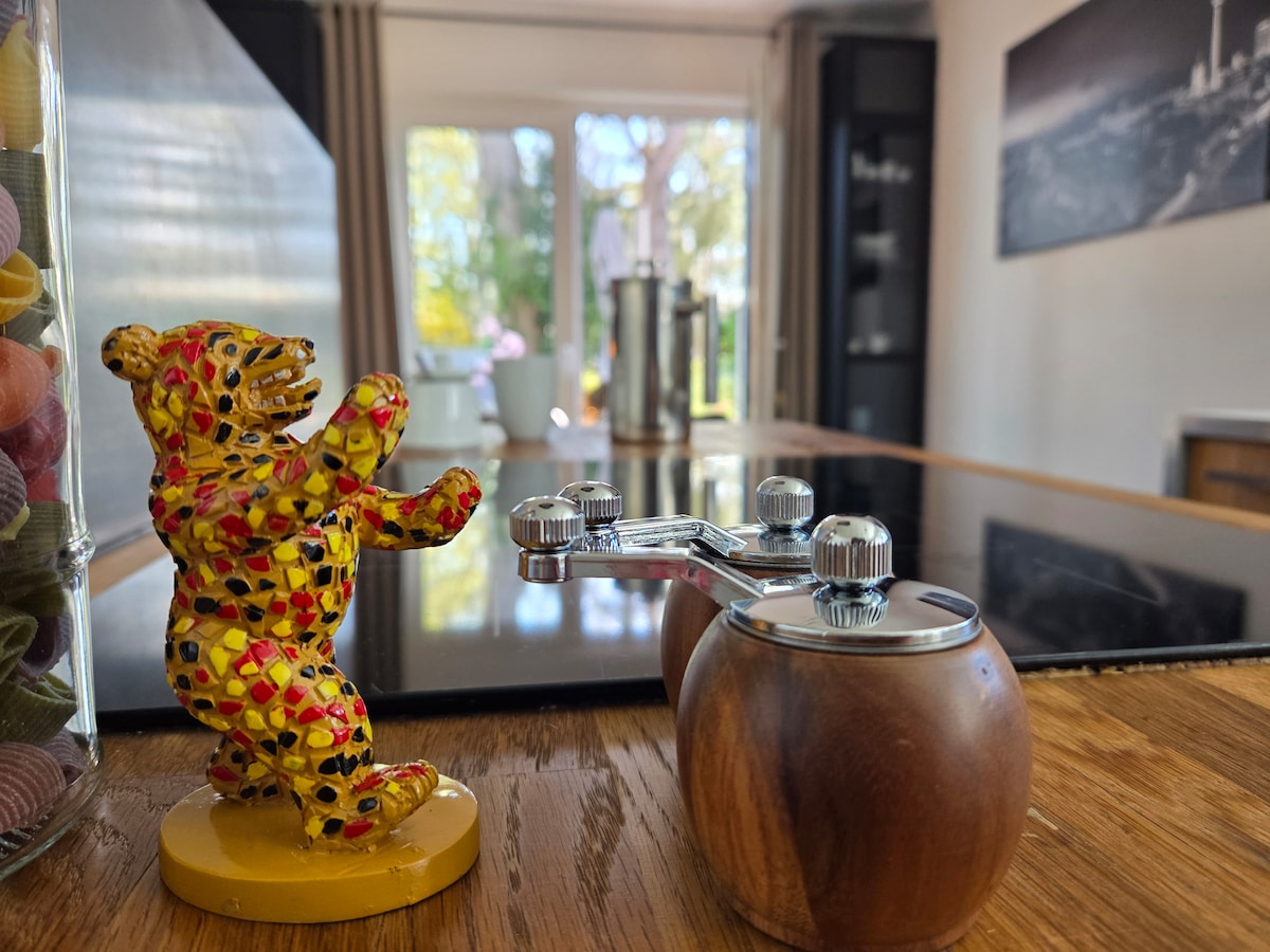 Stylish, Family Friendly, Terrace, Next to the Water