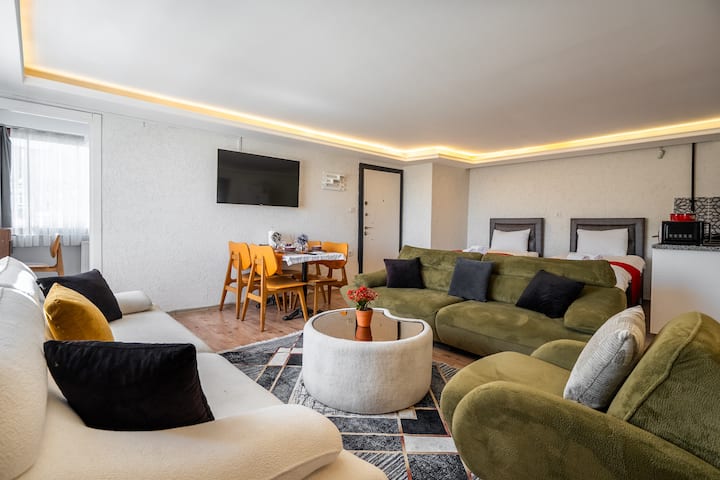 Kadırga Merkezinde 2+1 Jakuzili 8 Kişilik Daire - İstanbul