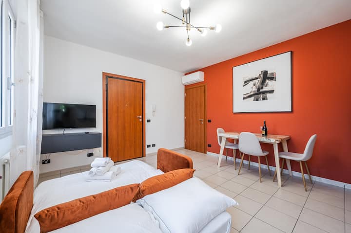 Parking A/c & Wi-fi | Piccola Corte Near Ferrari - Maranello