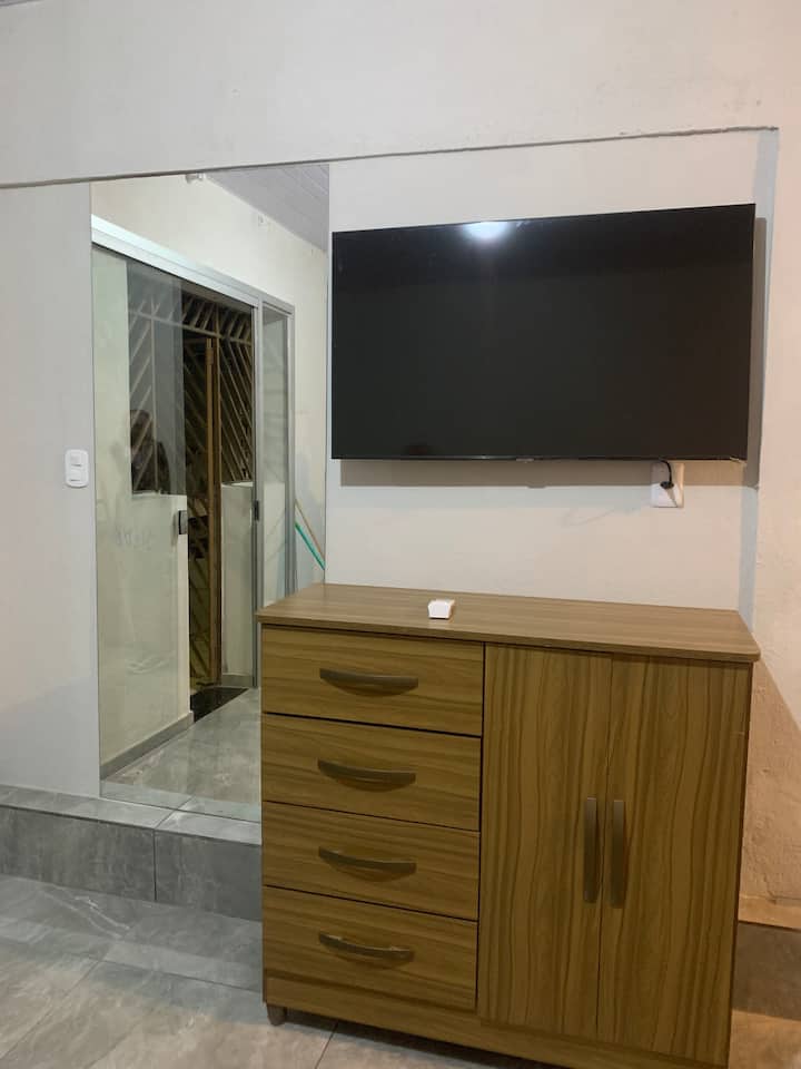 Kitnet Completa, Moderna, Confortavel, Tv Netflix - Belo Horizonte