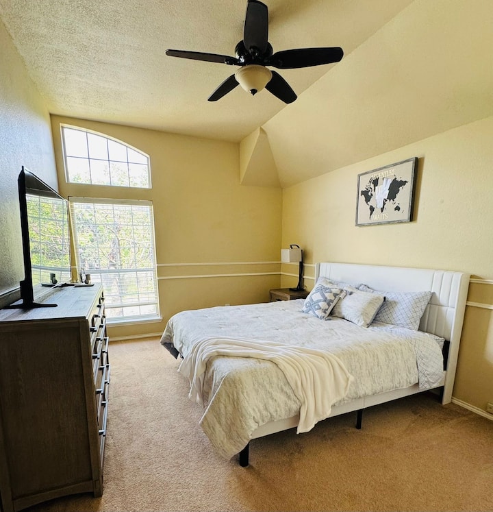 Comfortable Accommodation Near Uta & Att Stadium - Arlington, TX