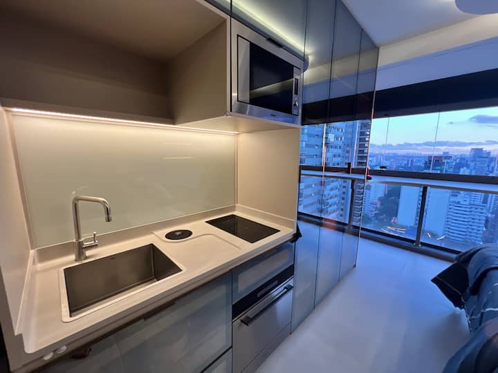 Studio Modern-clean, Rua Oscar Freire - Brazil