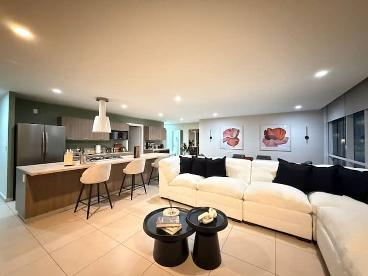 Casa Azul Sky Residence | Above Polanco |Sleeps 10 - Mexico City