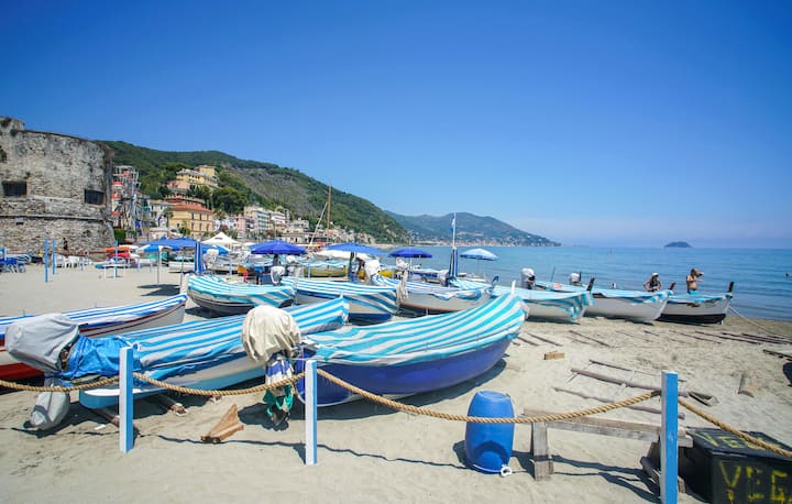 2 Bedroom Beautiful Apartment In Albenga - Alassio