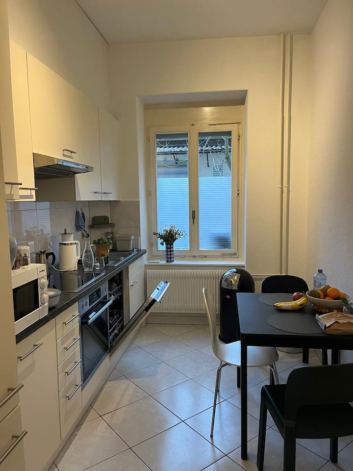 Schönes Zimmer In Wiedikon - Zürich