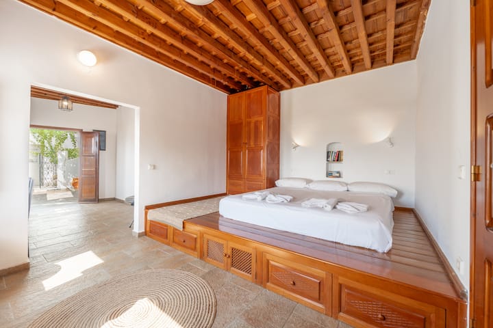 Traditional Suite- Sea Acropolis View, Arte Lindos - Lindos