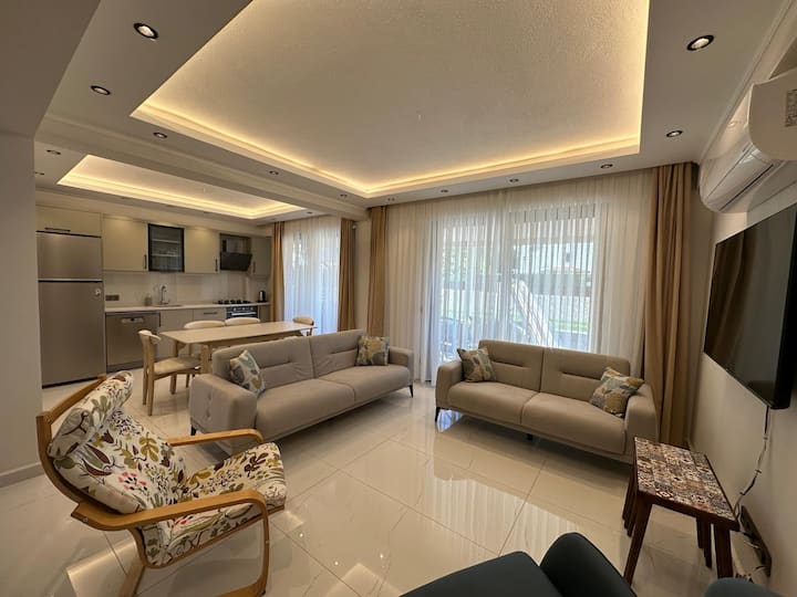 Modern Villa With Private Pool In Göcek Center - Göcek