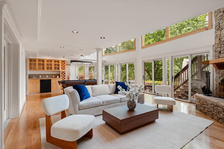 The Ultimate Nashville Lakehouse | Theater + Games - États-Unis