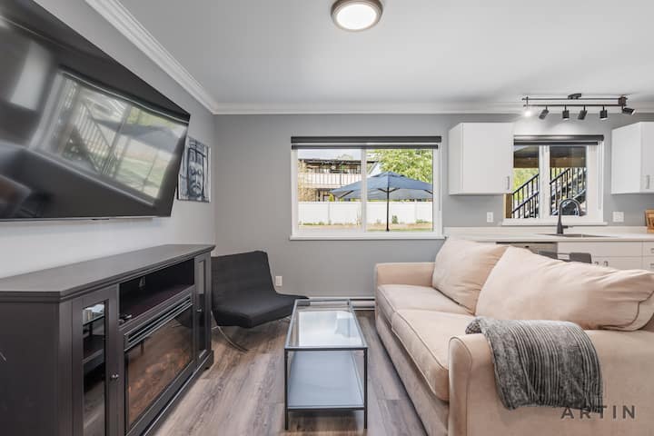 West Van Hideout 2br Suite | Near Grouse Mountain - 노스밴쿠버