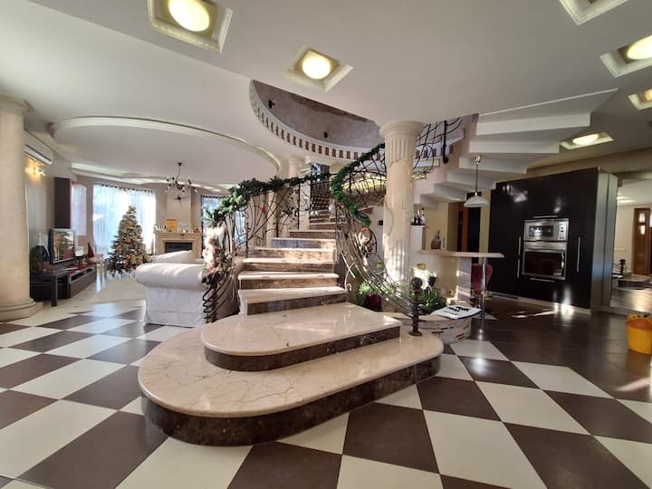 Timeless City Residence - Chișinău