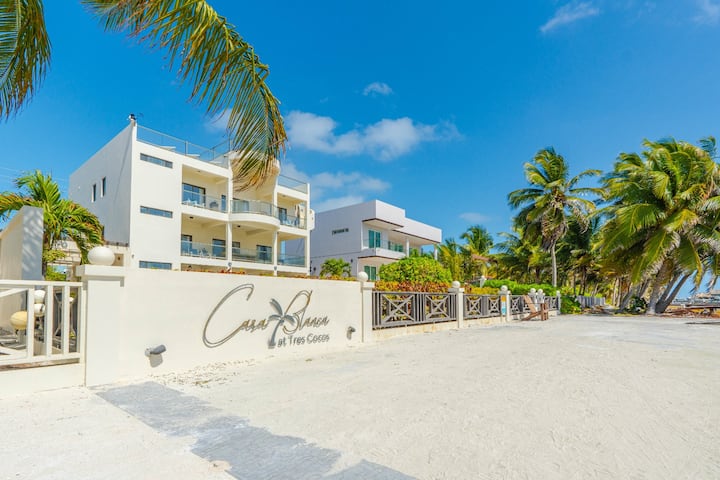 Luxury Beachfront Home | Large Groups, Pool, Dock in San Pedro