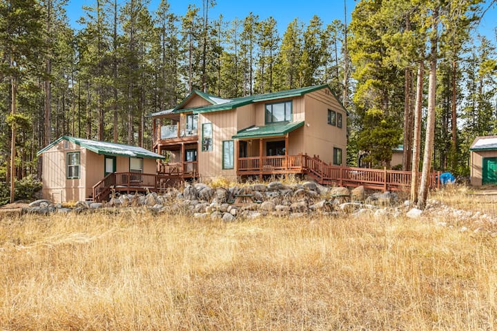 4br Tree-lined Retreat With A Wood Stove, Patio - Grand Lake, CO