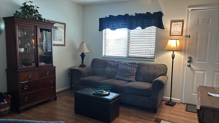 Walking Distance To Downtown Gatlinburg. - Gatlinburg