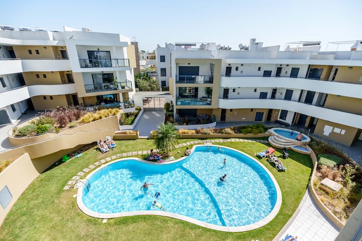 Albur Village Luxe, Toit Terrasse Vue Mer-piscine - 阿爾沃爾