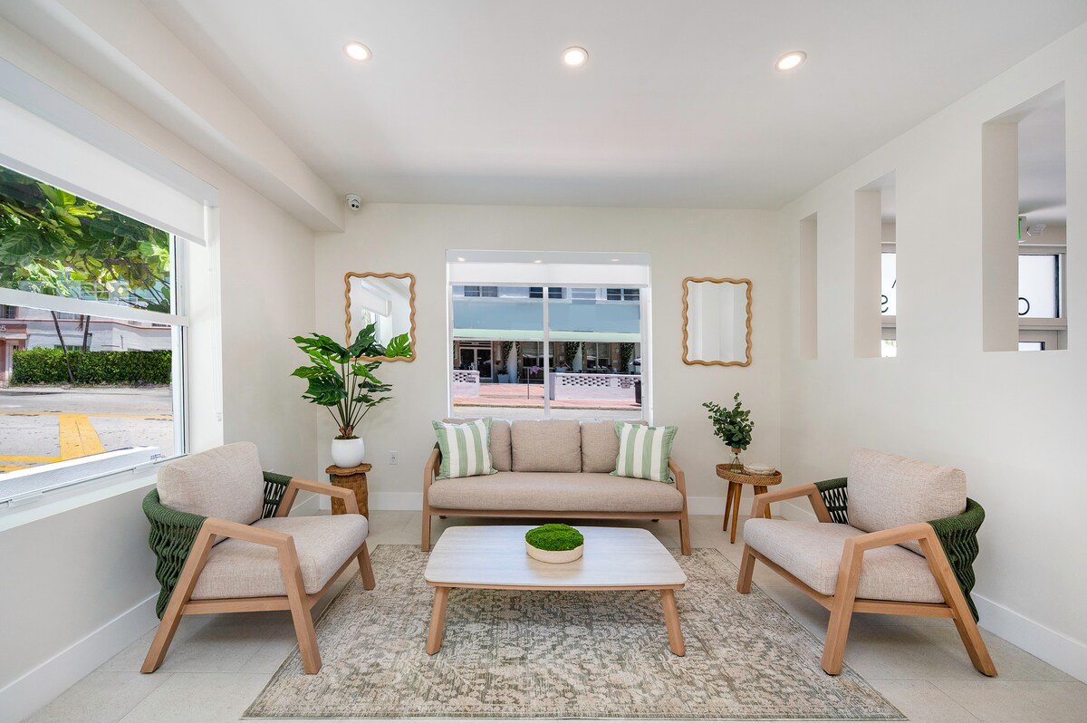 Casa Collins