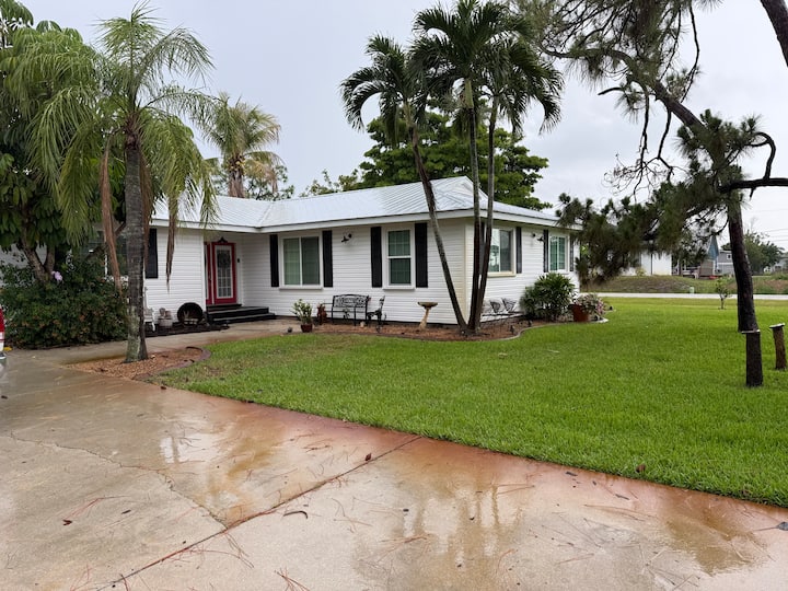 The White House - Estero, FL