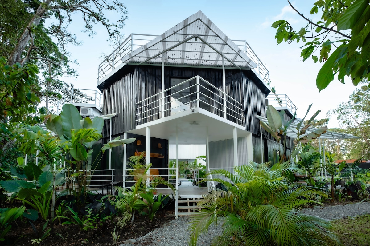 Umbra Sombra | 1 BDR Duplex Near Beach - Houses for Rent in Playa Negra ...