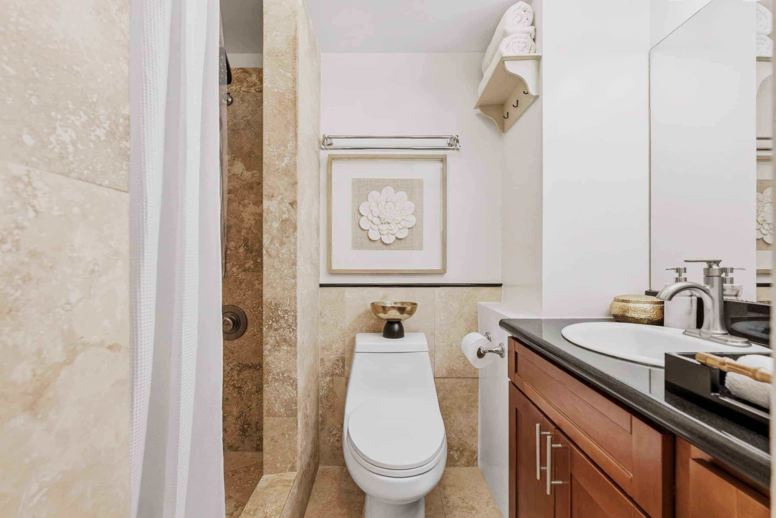 Heo + Parking + Pool + WD + Waikiki View + Luxury - Image 18