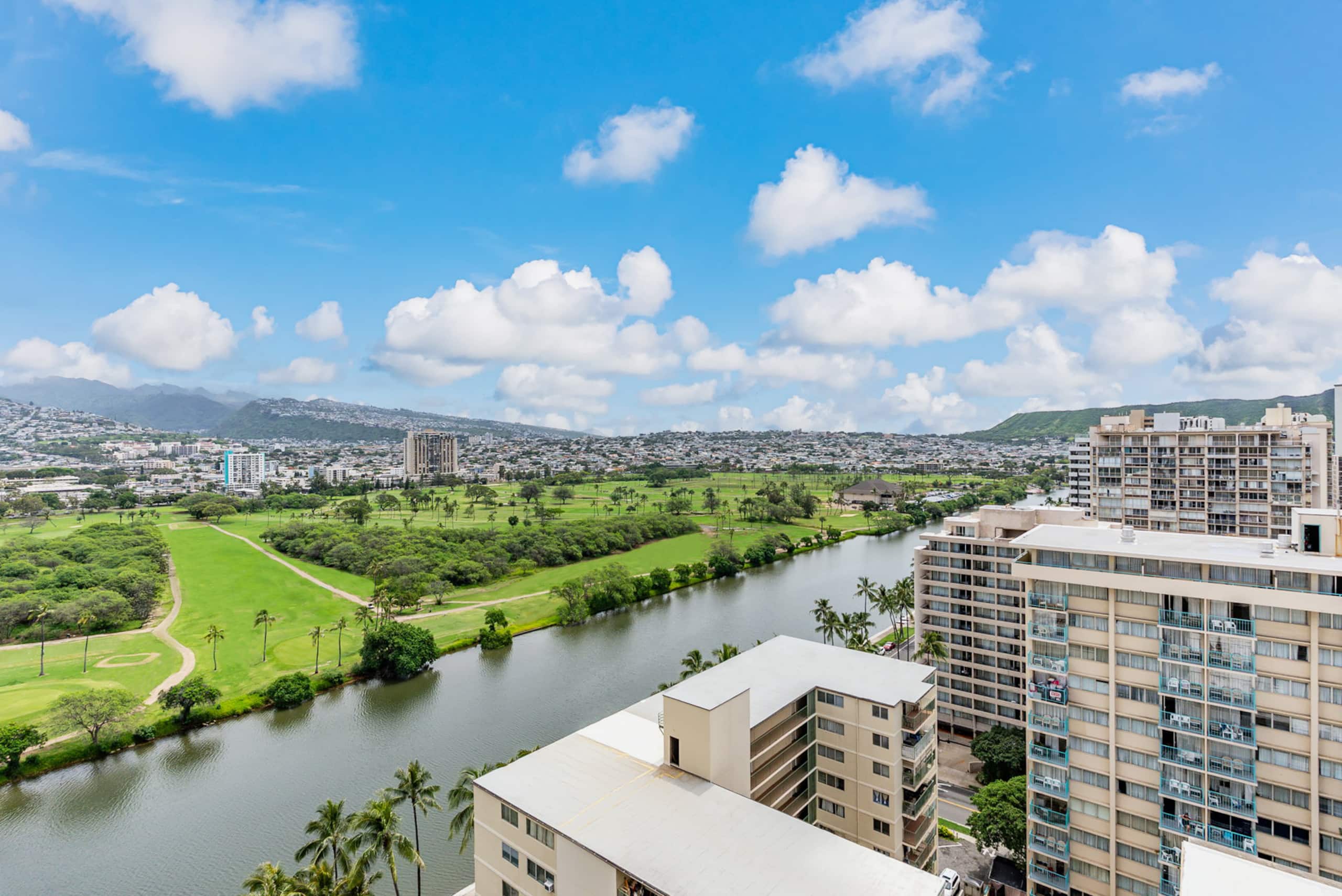 Heo + Parking + Pool + WD + Waikiki View + Luxury - Image 30