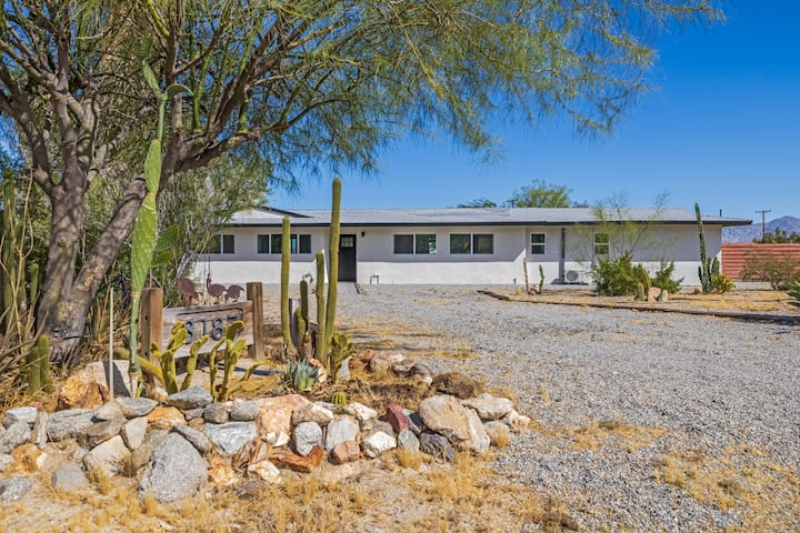 Double O Cactus Retreat - Borrego Springs, CA
